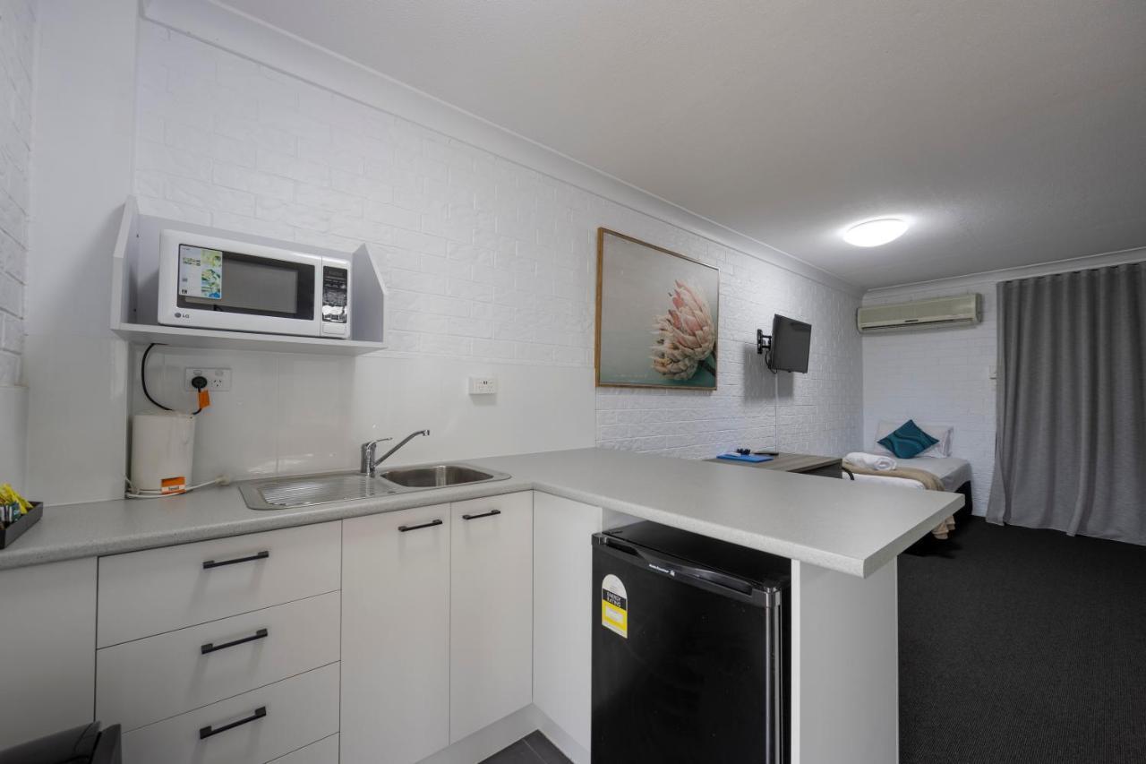 Bribie Waterways Motel Bongaree Eksteriør bilde