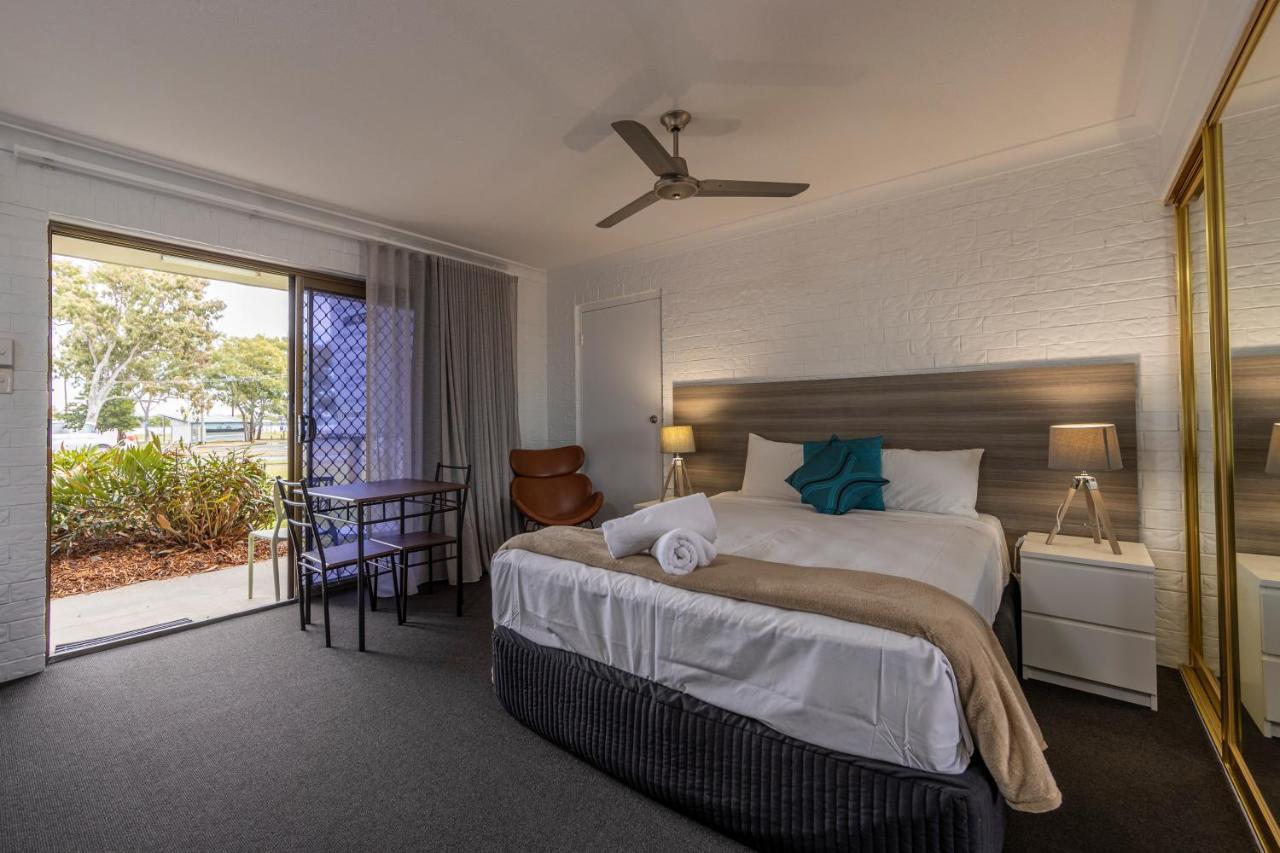 Bribie Waterways Motel Bongaree Eksteriør bilde