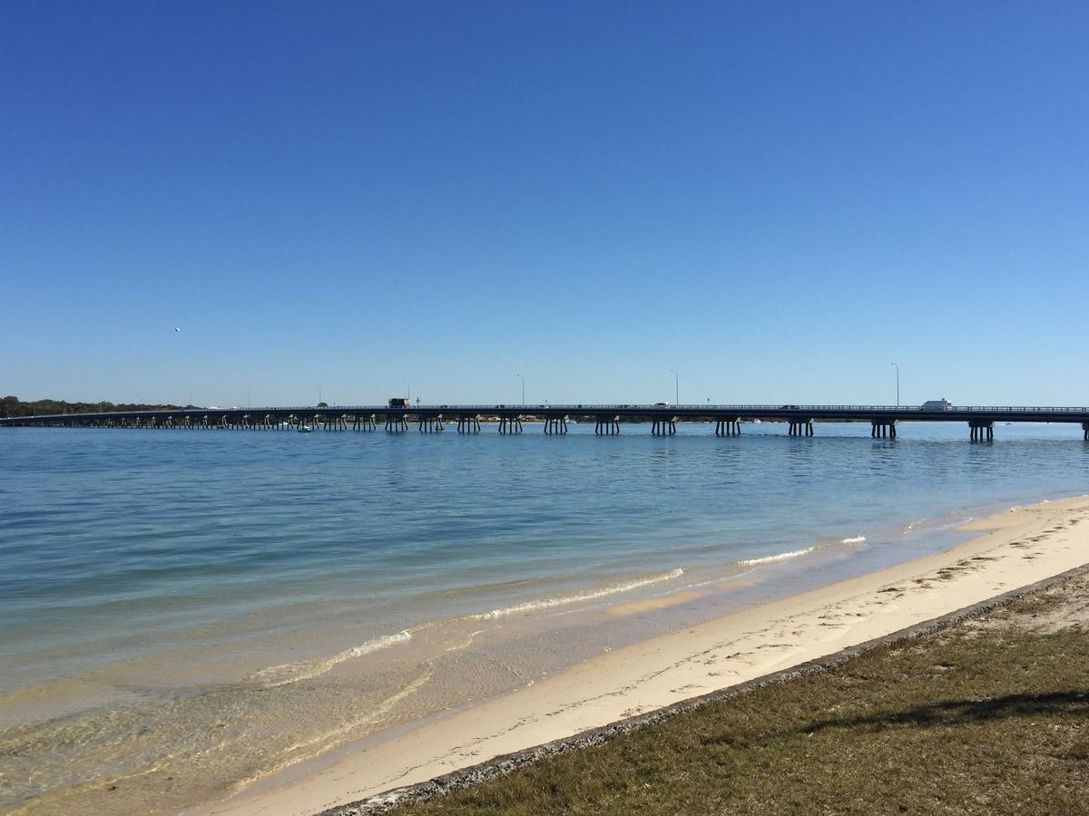 Bribie Waterways Motel Bongaree Eksteriør bilde