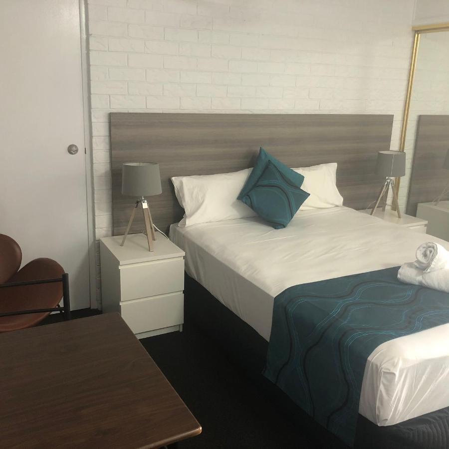 Bribie Waterways Motel Bongaree Eksteriør bilde