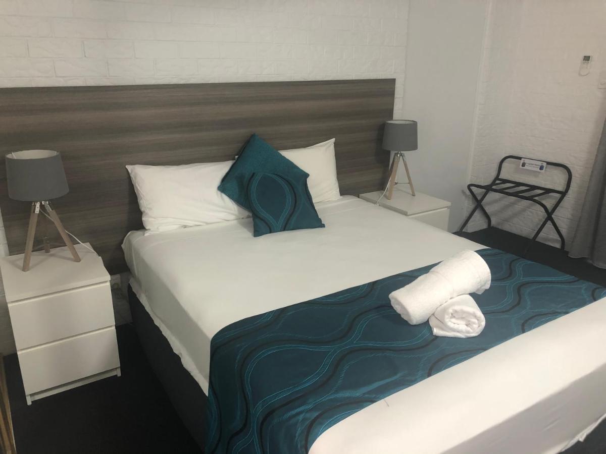 Bribie Waterways Motel Bongaree Eksteriør bilde